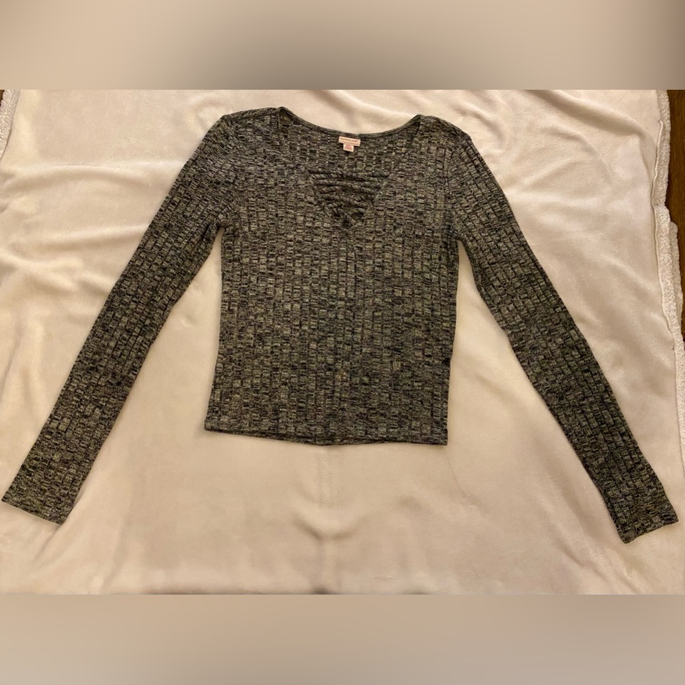 5/$25 Grey Long Sleeve